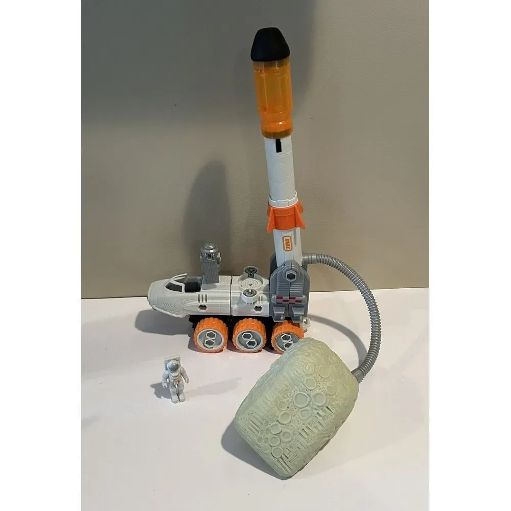 Vintage Matchbox‎ MBX Mega Rig Space Shuttle Aliens UFO Play Set Incomplete